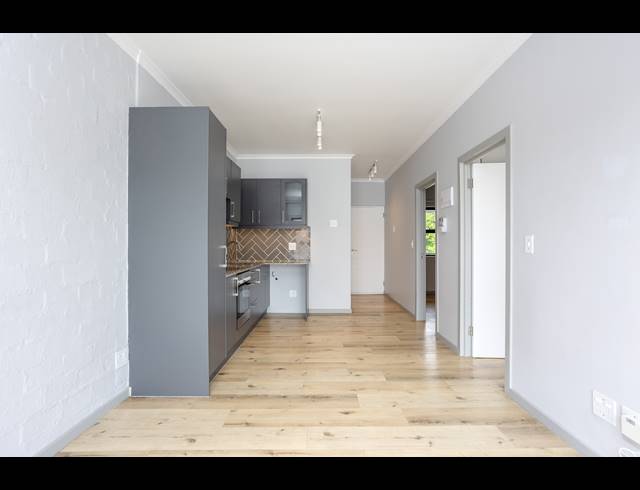 2 BEDROOM APARTMENT FOR SALE IN WYNBERG UPPER